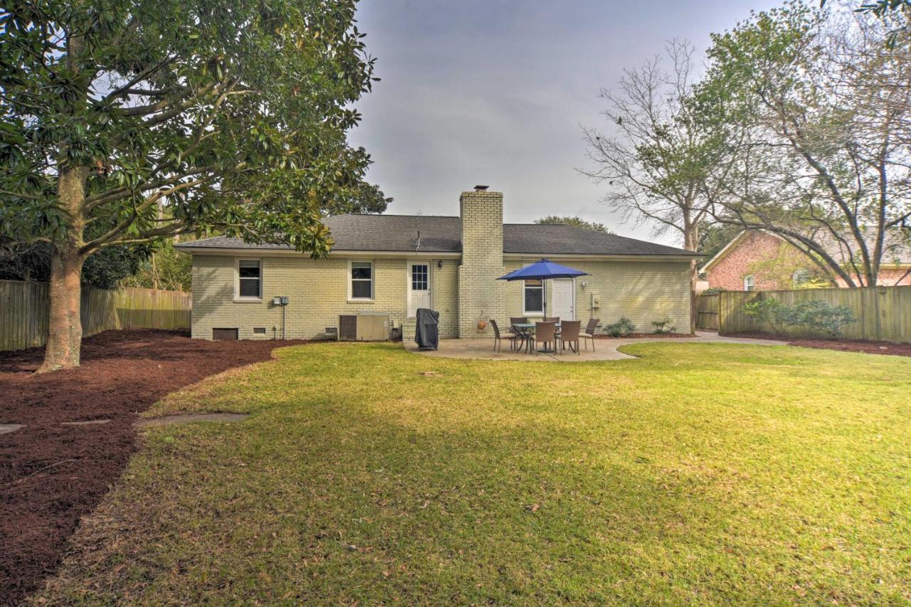 Charming House With Patio, 3 Half Mi To Beach! ชาร์ลสตัน ภายนอก รูปภาพ